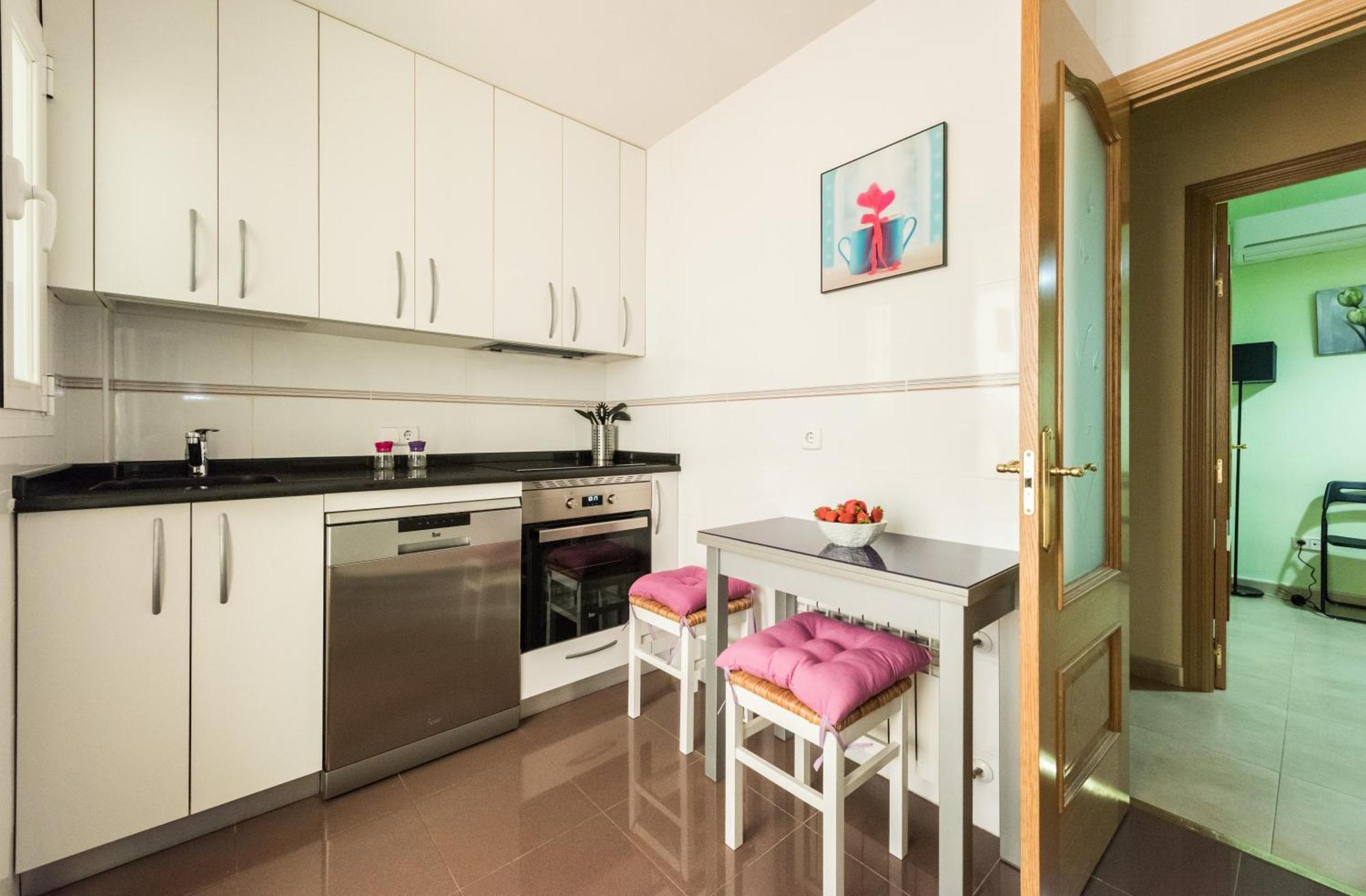 Apartamentos Madrid Xxxiii - Alojamiento De Temporada Pokój zdjęcie