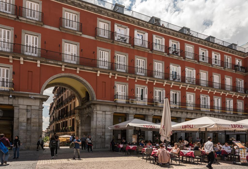 Apartamentos Madrid Xxxiii - Alojamiento De Temporada Zewnętrze zdjęcie
